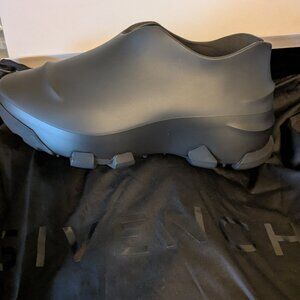 Givenchy black monumental mallow slip ons-size mens 7